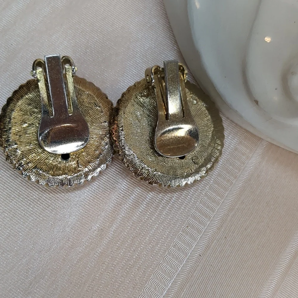3/$15 Vintage 60s Gold Tone Mesh Button Earrings Round Mid Century Modern Style
